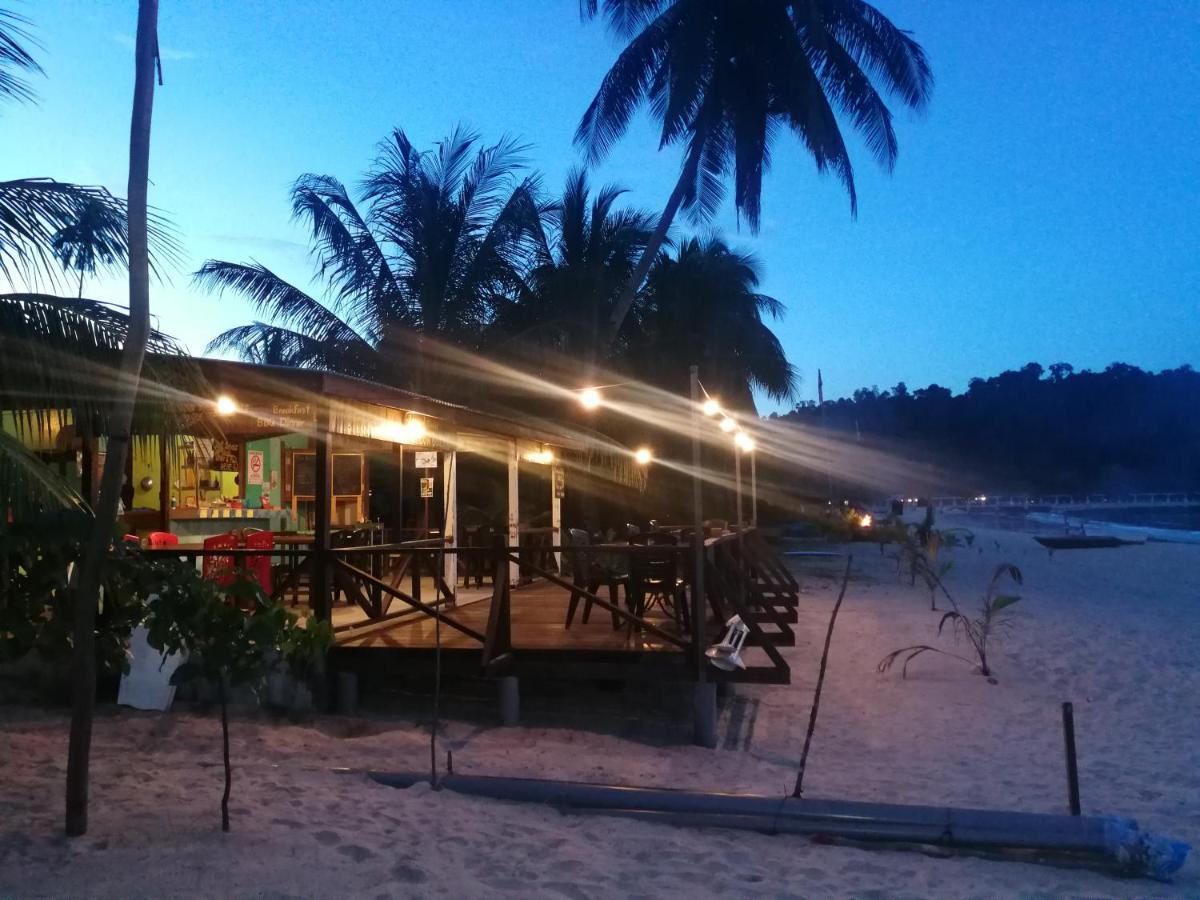 Rainbow Tioman Cottage Kampong Juara Exterior photo
