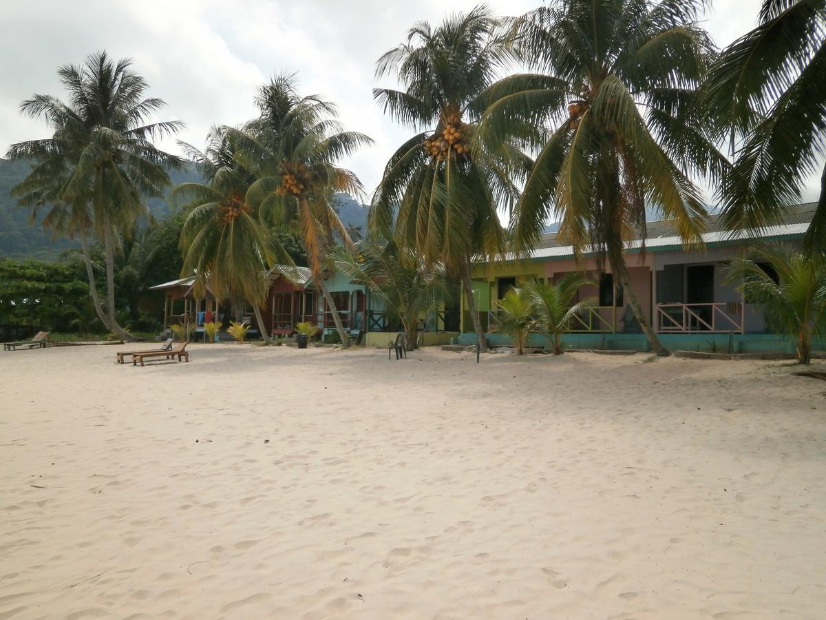 Rainbow Tioman Cottage Kampong Juara Exterior photo